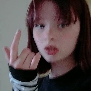 Meet your Posher, Talia